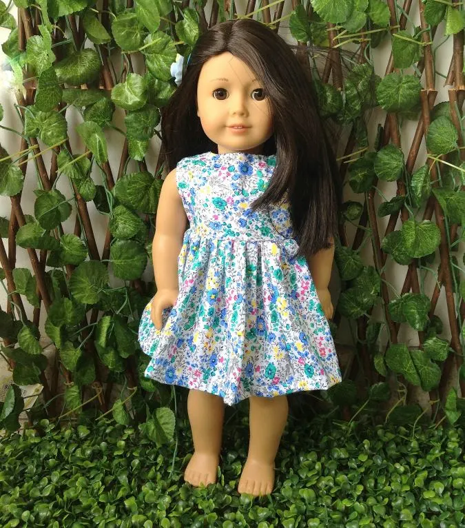 Doll-dress-for-sewing-projects-to-make-with-scraps