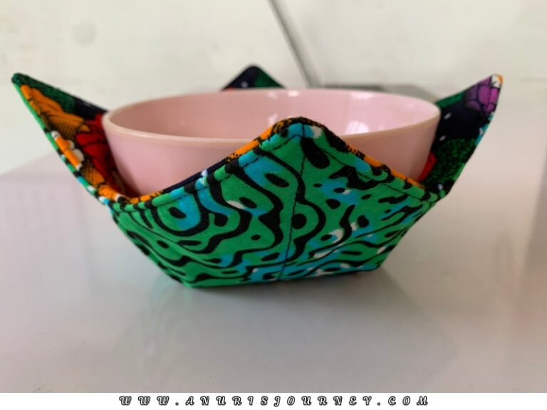 Fabric-bowl-cozy-for-sewing-projects-with-fat-quarters