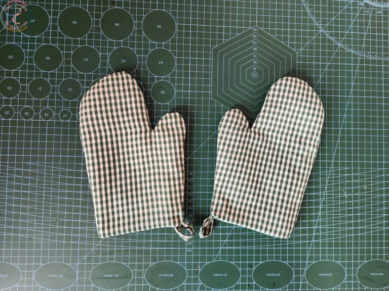 Cotton-oven-mitt-for-things-to-sew-and-use-everyday